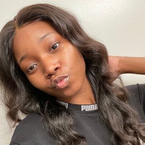 Meet your Posher, Laronda